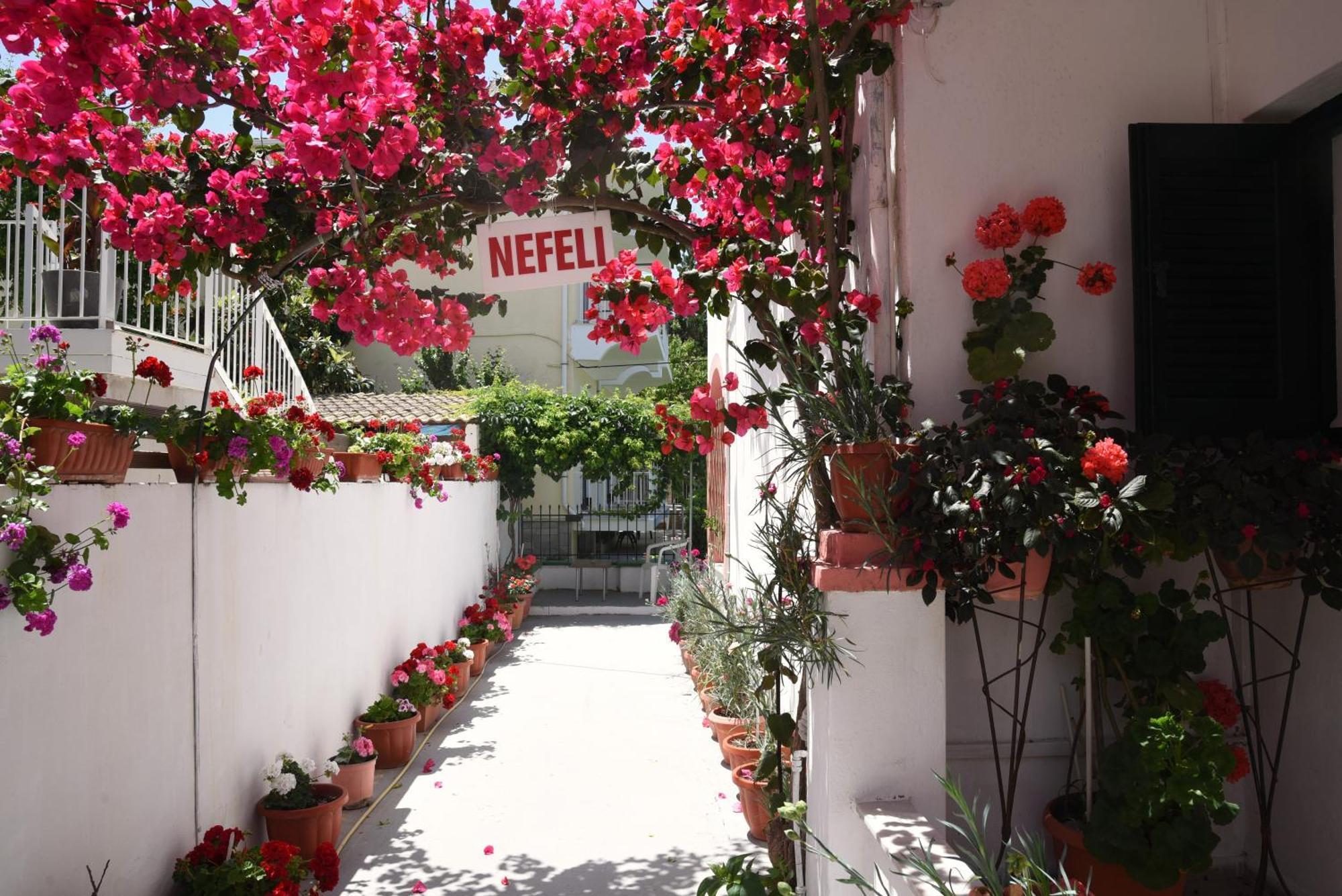 Nefeli Mare Holiday home *